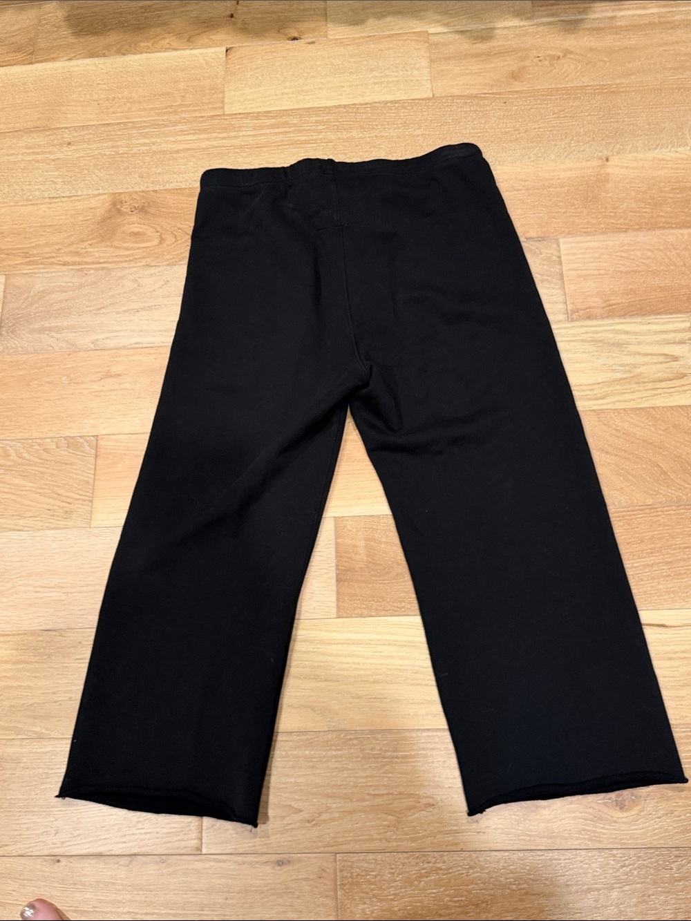Frank & Eileen Black Cropped Wide-Leg Pull-On sweatpants small - Picture 3 of 6